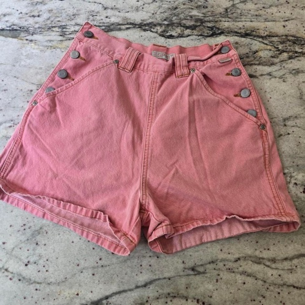 vintage Espirit Pink denim shorts with‎ silver buttons on both sides size 3/4